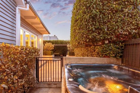 Photo of property in 1/130 Clyde Road, Ilam, Christchurch, 8041