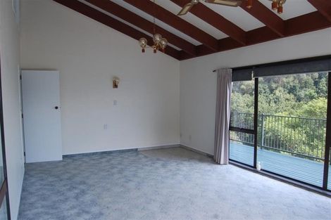 Photo of property in 27 Burns Road, Hospital Hill, Napier, 4110