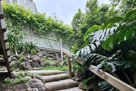 Photo of property in 11 Pentland Road, Regent, Whangarei, 0112