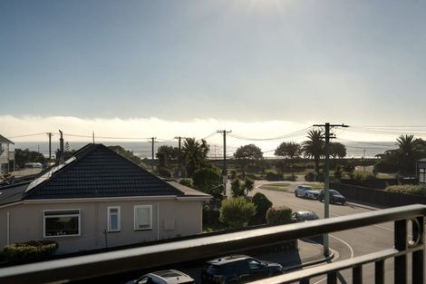 Photo of property in Admiralty Courts, 1/42 Marriner Street, Sumner, Christchurch, 8081