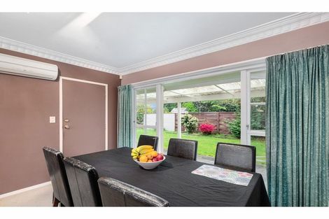 Photo of property in 1 Totaravale Street, Pukehangi, Rotorua, 3015