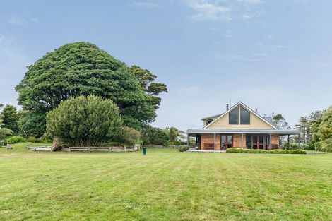 Photo of property in 890a Otaraoa Road, Tikorangi, Waitara, 4383