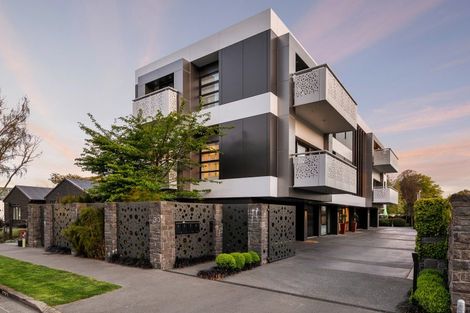 Photo of property in 4/30 Peterborough Street, Christchurch Central, Christchurch, 8013