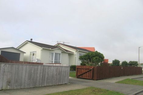 Photo of property in 28 Doncaster Terrace, Ascot Park, Porirua, 5024