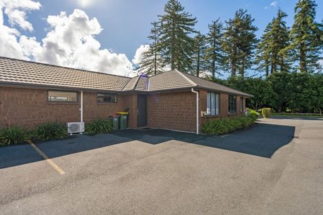 Photo of property in 9/108 Old Farm Road, Hamilton East, Hamilton, 3216