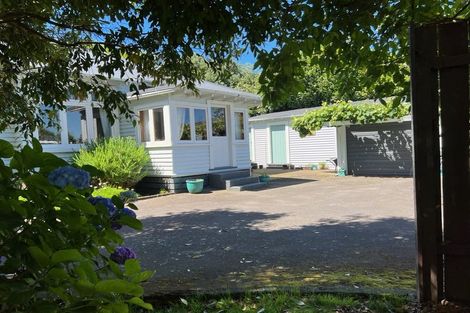 Photo of property in 16 Fairfield Road, Hawera, 4610