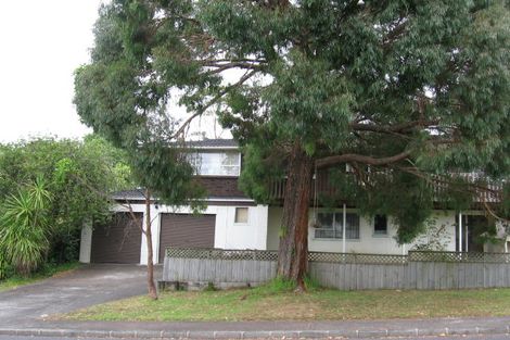 Photo of property in 30 Sequoia Place, Sunnynook, Auckland, 0620