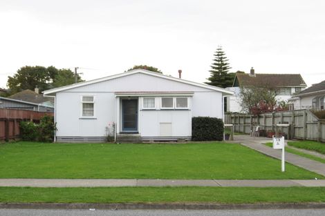 Photo of property in 19 Hewer Crescent, Naenae, Lower Hutt, 5011