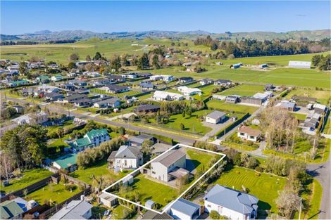 Photo of property in 32 Bell Street, Otane, 4202
