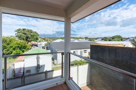 Photo of property in 33 Argentine Avenue, Miramar, Wellington, 6022