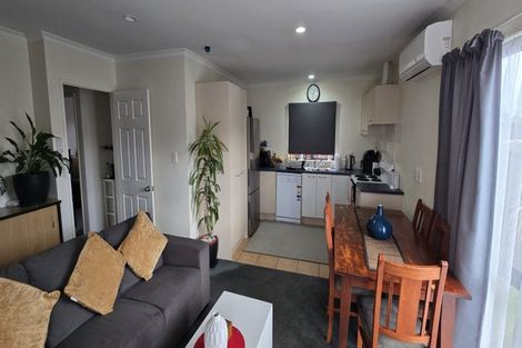 Photo of property in 9 Aronia Way, Goodwood Heights, Auckland, 2105