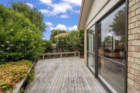 Photo of property in 11a Ross Crescent, Orewa, 0931