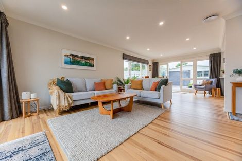 Photo of property in 38 Gray Avenue, Paraparaumu Beach, Paraparaumu, 5032