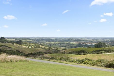 Photo of property in 490 Ararimu Road, Ramarama, Drury, 2579