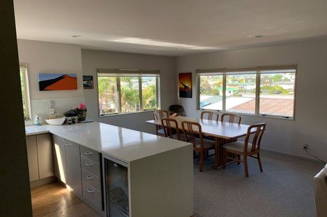 Photo of property in 2/27 Fairway Avenue, Red Beach, 0932