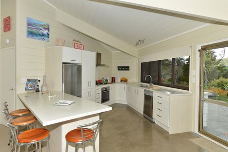 Photo of property in 1993 Whangarei Heads Road, Whangarei Heads, Whangarei, 0174