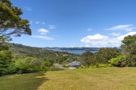 Photo of property in 47 Tarapatiki Drive, Whitianga, 3510