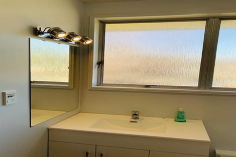 Photo of property in 2/14 Rogers Street, Sydenham, Christchurch, 8023