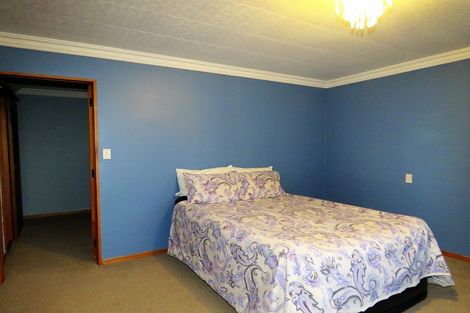 Photo of property in 17 Henley Street, Westport, 7825