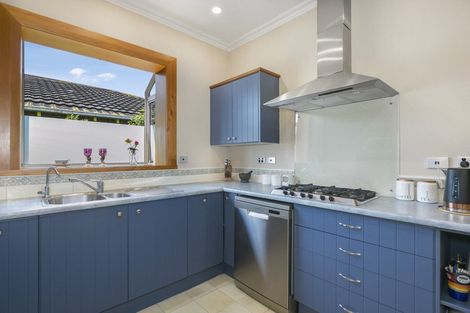 Photo of property in 15 Ryehill Street, Calton Hill, Dunedin, 9012