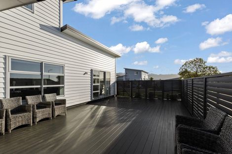 Photo of property in 17 John Burke Drive, Aotea, Porirua, 5024
