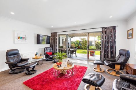 Photo of property in 24 Percy Berry Place, Havelock North, 4130