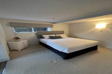 Photo of property in 1/50 La Trobe Street, Pakuranga Heights, Auckland, 2010