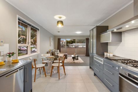 Photo of property in 25 Japonica Drive, Beach Haven, Auckland, 0626