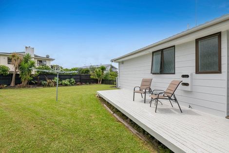 Photo of property in 7 Kauri Crescent, Snells Beach, 0920