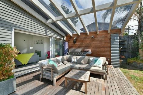 Photo of property in 855 Whangaparaoa Road, Manly, Whangaparaoa, 0930