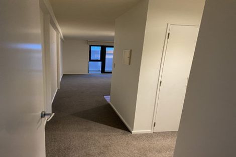 Photo of property in Pirie Street Townhouses, 3/35 Pirie Street, Mount Victoria, Wellington, 6011