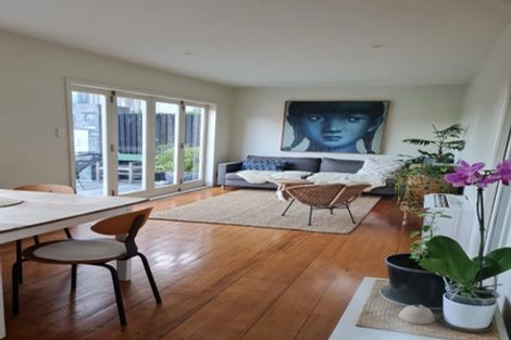 Photo of property in 34 Williamson Avenue, Belmont, Auckland, 0622