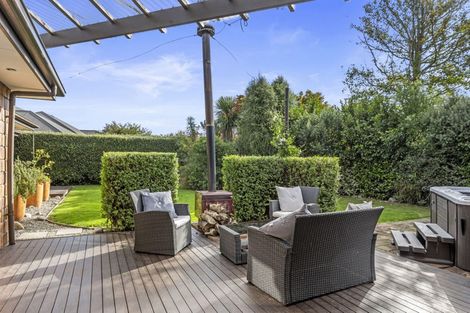 Photo of property in 8 Elm Drive, Rangiora, 7400