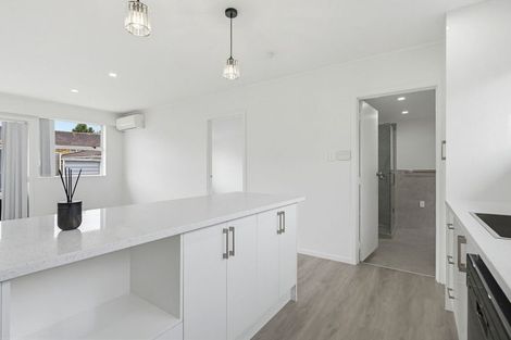 Photo of property in 1/5 Royal Arch Place, Rosehill, Papakura, 2113