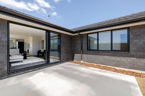 Photo of property in 26 Springwater Drive, Maewa, 4702