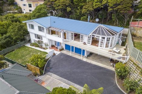 Photo of property in 5a Kahu Road, Paremata, Porirua, 5024