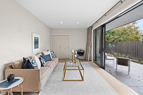 Photo of property in 9b Gillean Street, Havelock North, 4130