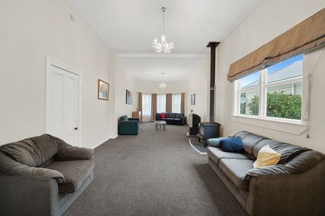 Photo of property in 3 Victoria Street, Hawera, 4610