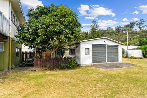 Photo of property in 233 Oakura Road, Oakura, Hikurangi, 0184