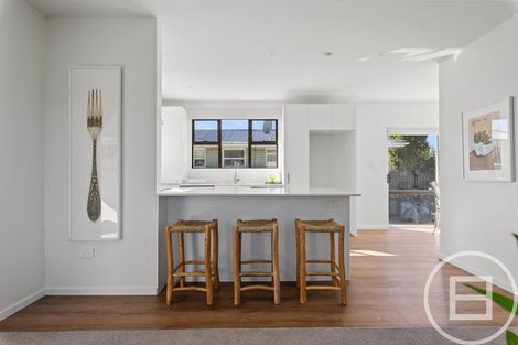 Photo of property in 902 Avonside Drive, Avondale, Christchurch, 8061