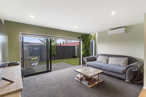 Photo of property in 23c Chippendale Crescent, Birkdale, Auckland, 0626