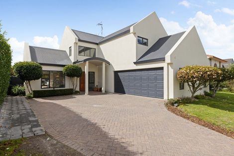 Photo of property in 47 Nielsen Gardens, Rototuna, Hamilton, 3210