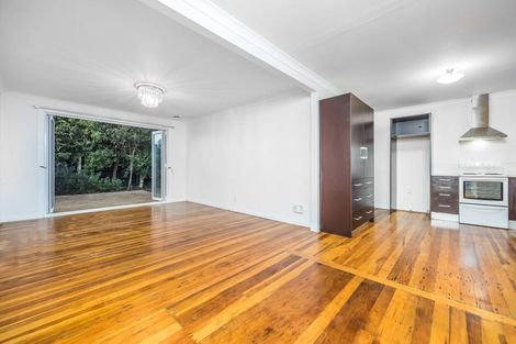 Photo of property in 182 Waimumu Road, Massey, Auckland, 0614
