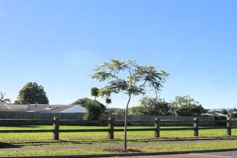 Photo of property in 1 Ranui Avenue, Kerikeri, 0230