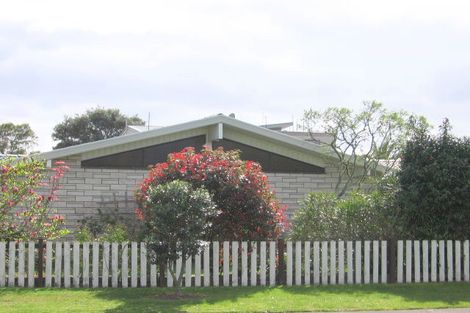 Photo of property in 151 Dickson Road, Papamoa Beach, Papamoa, 3118