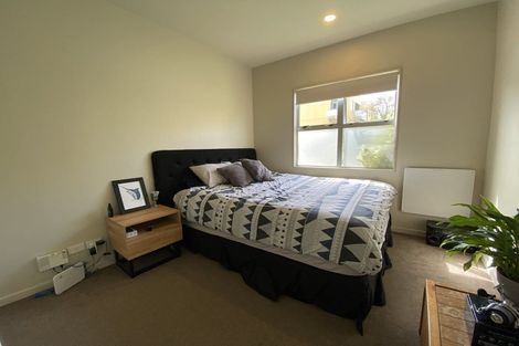 Photo of property in 1/306 Evans Bay Parade, Hataitai, Wellington, 6021