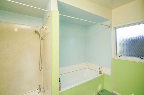 Photo of property in 46 Largs Street, Wallacetown, 9816