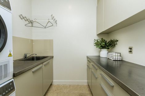 Photo of property in 15 Lake View Road, Takapuna, Auckland, 0622