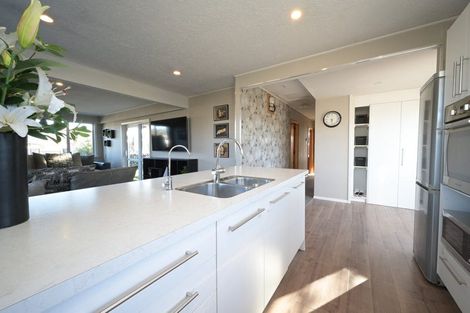 Photo of property in 18 Campbell Street, Alexandra, 9320