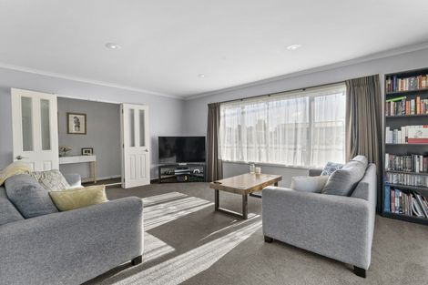 Photo of property in 114a Arawhata Road, Paraparaumu, 5032